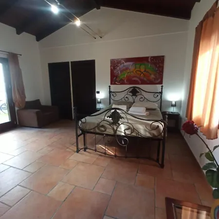 Chalet Momon1616 Intero Galatina