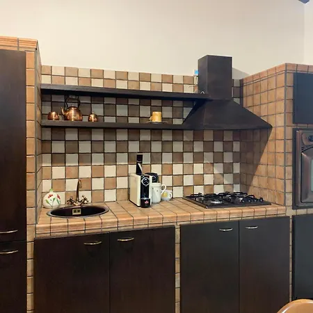 Momon1616 Intero شاليه غالاتينا