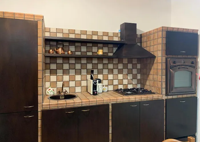 Momon1616 Intero Шале Галатина